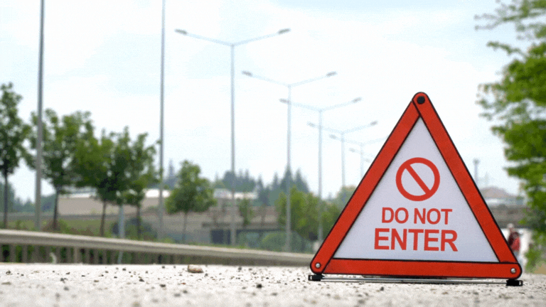 do not enter on side of road