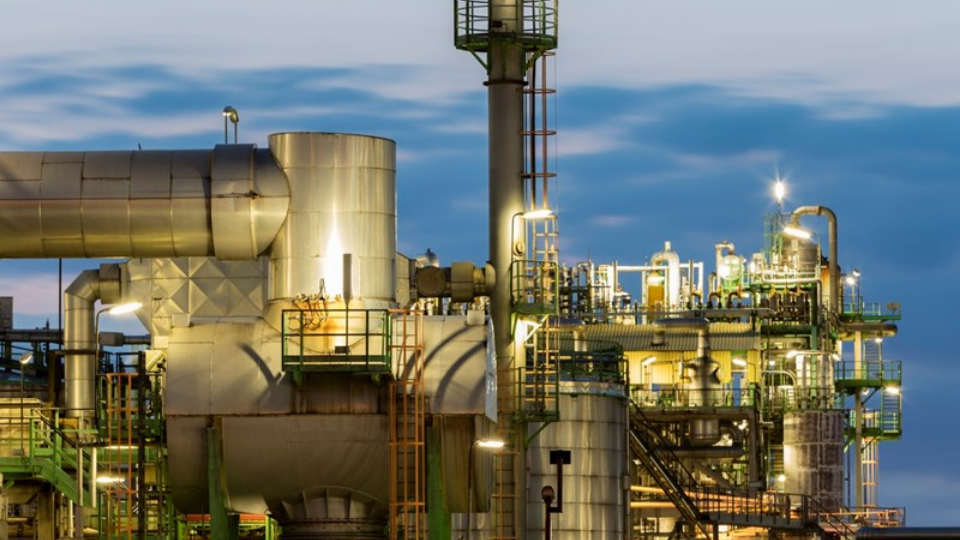 Gas refinery